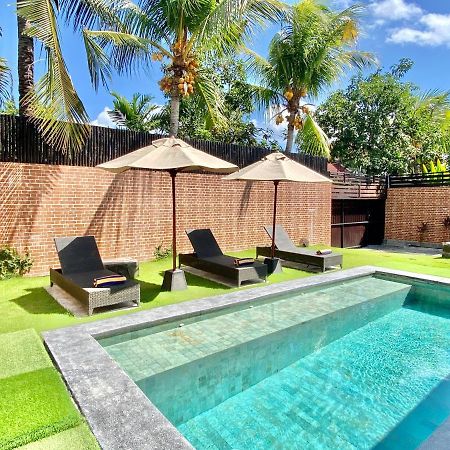 Villa Julia | Heart Of Seminyak | 350M Beach Εξωτερικό φωτογραφία