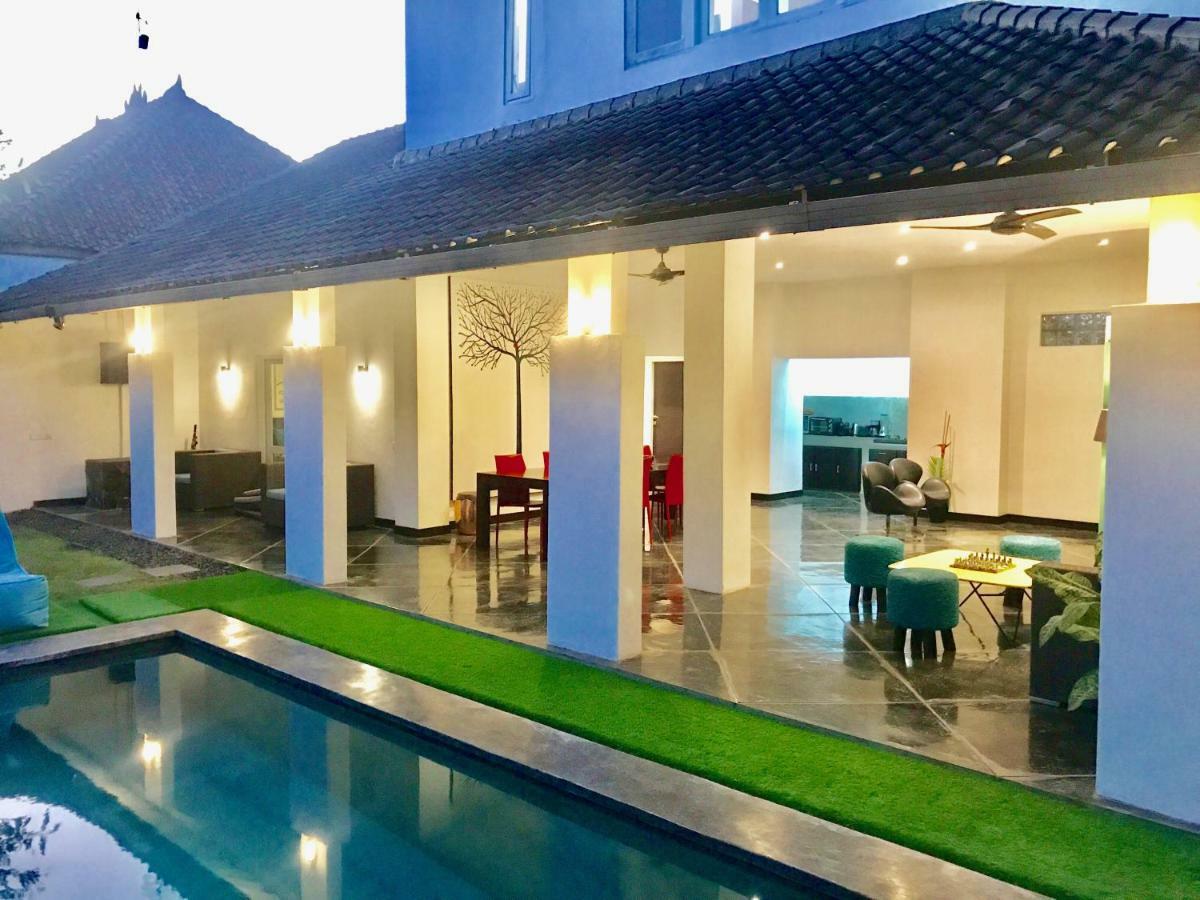 Villa Julia | Heart Of Seminyak | 350M Beach Εξωτερικό φωτογραφία